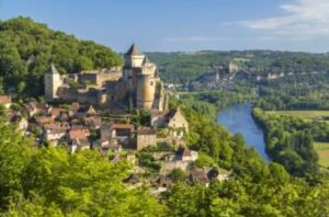 Lire la suite à propos de l’article Voyage « Les bijoux du Périgord »